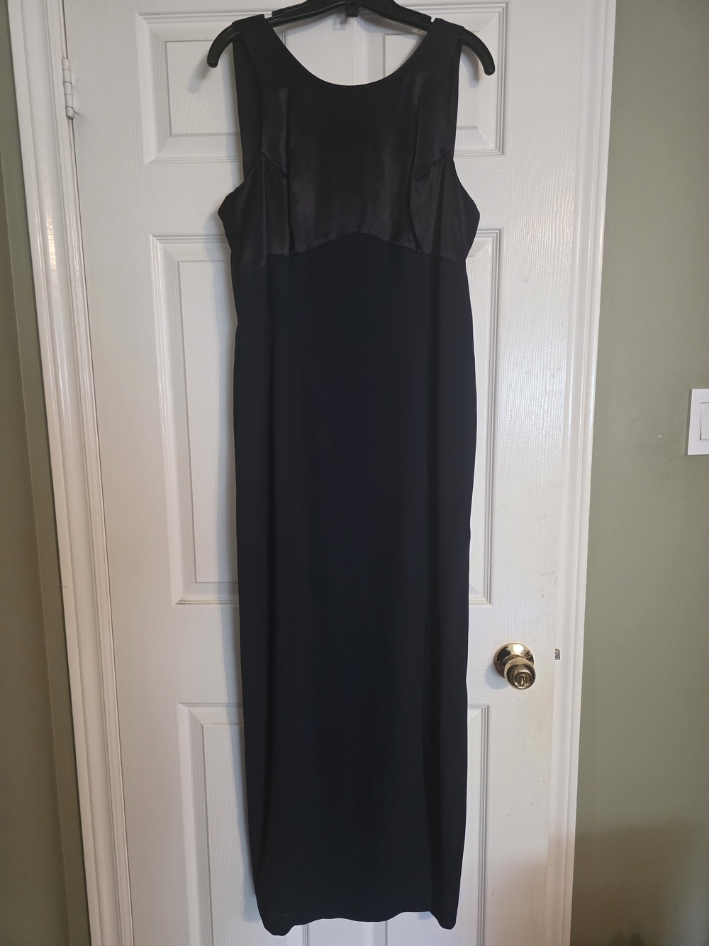 Elegant Black Sleeveless Maxi Dress